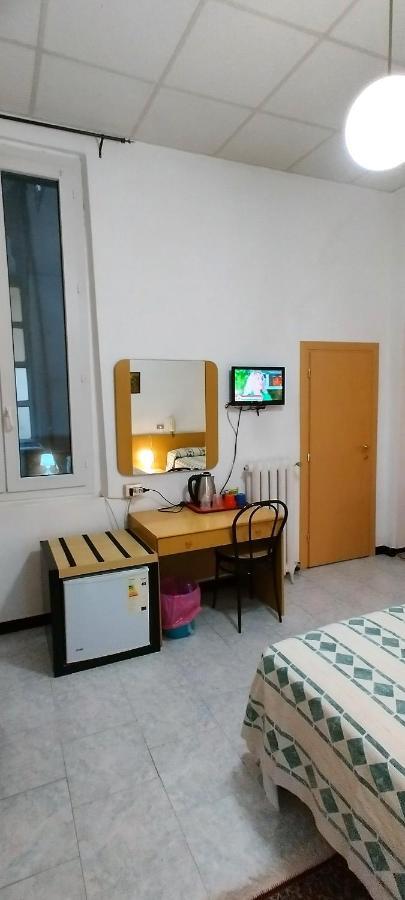 Hotel Major Genova Esterno foto