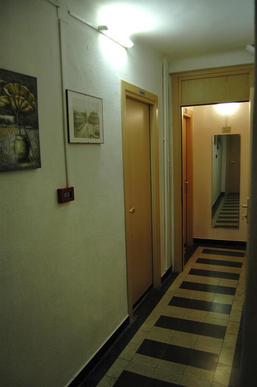 Hotel Major Genova Esterno foto
