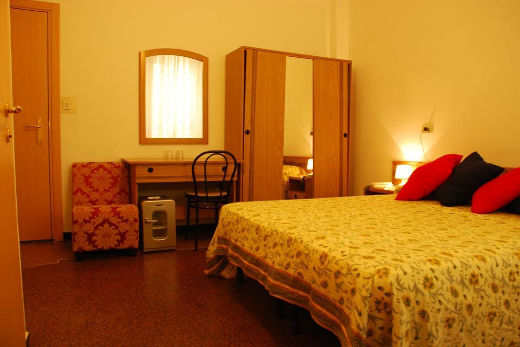 Hotel Major Genova Esterno foto