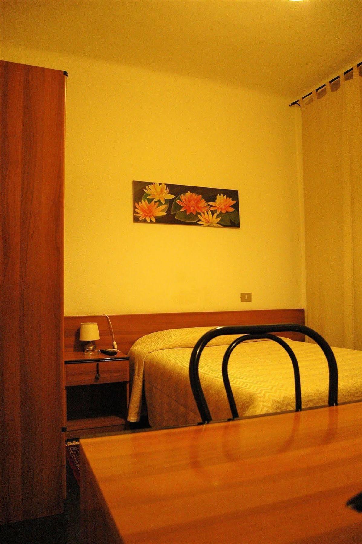 Hotel Major Genova Esterno foto