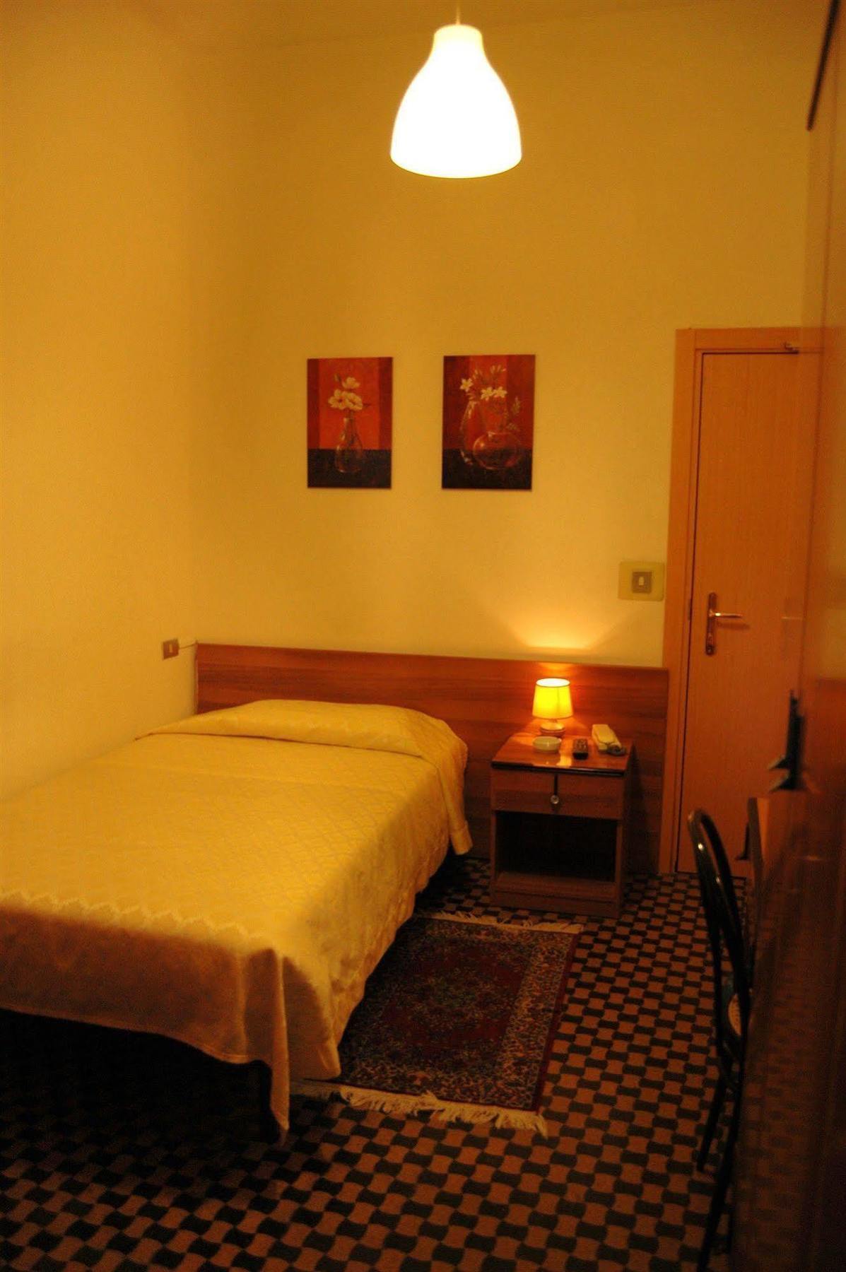 Hotel Major Genova Esterno foto